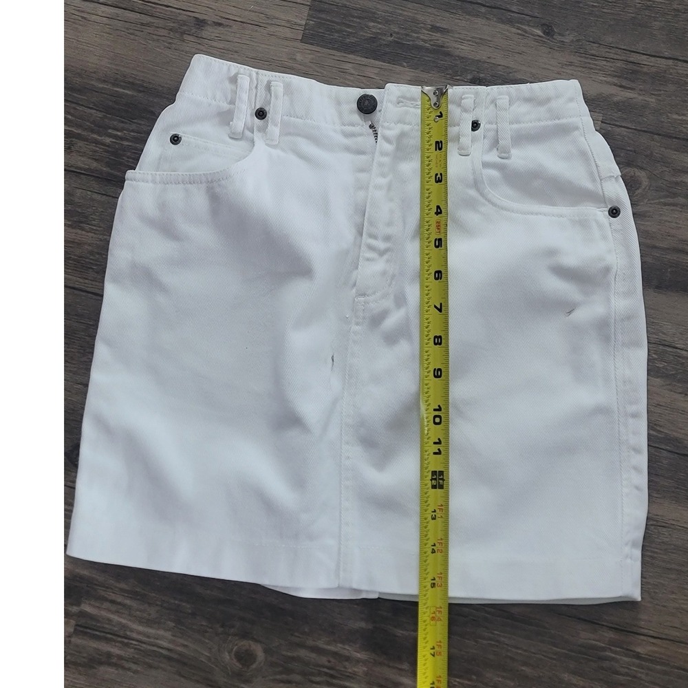 Liz Claiborne Lizwear‎ Vintage White Denim Mini Skirt High Waisted Petite 4 - Picture 3 of 7